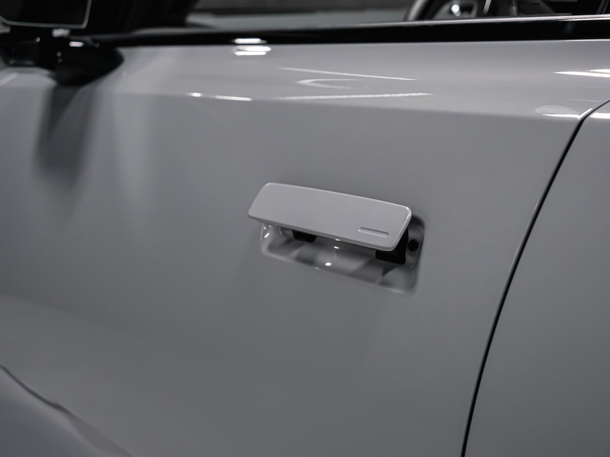 2025 Volvo EX90 ULTRA Grey Montreal - photo #6