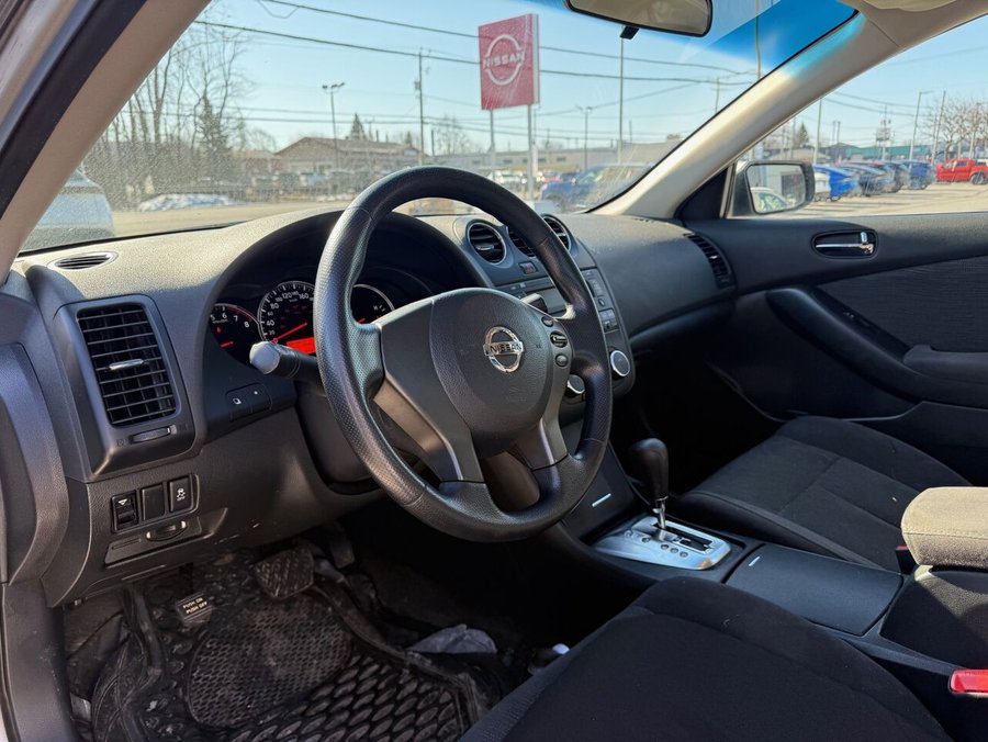 2012 Nissan Altima 2012 Grey