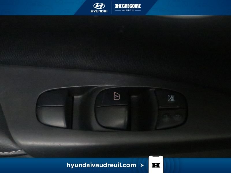2019 Nissan Sentra Grey Blainville - photo #16