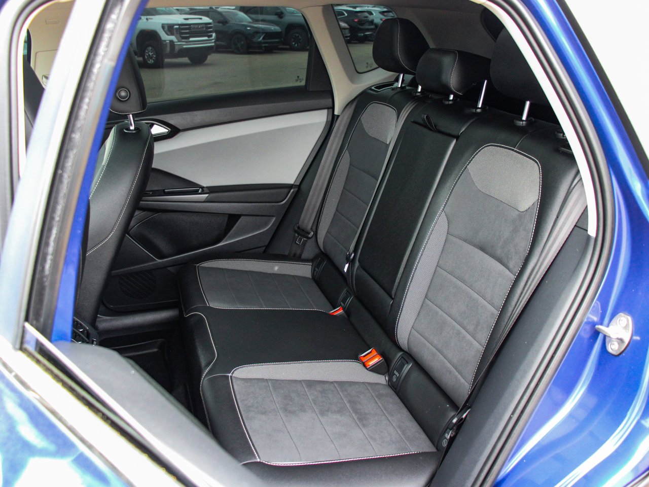 2022 Volkswagen Taos Comfortline 4MOTION Blue Sherwood Park - photo #29
