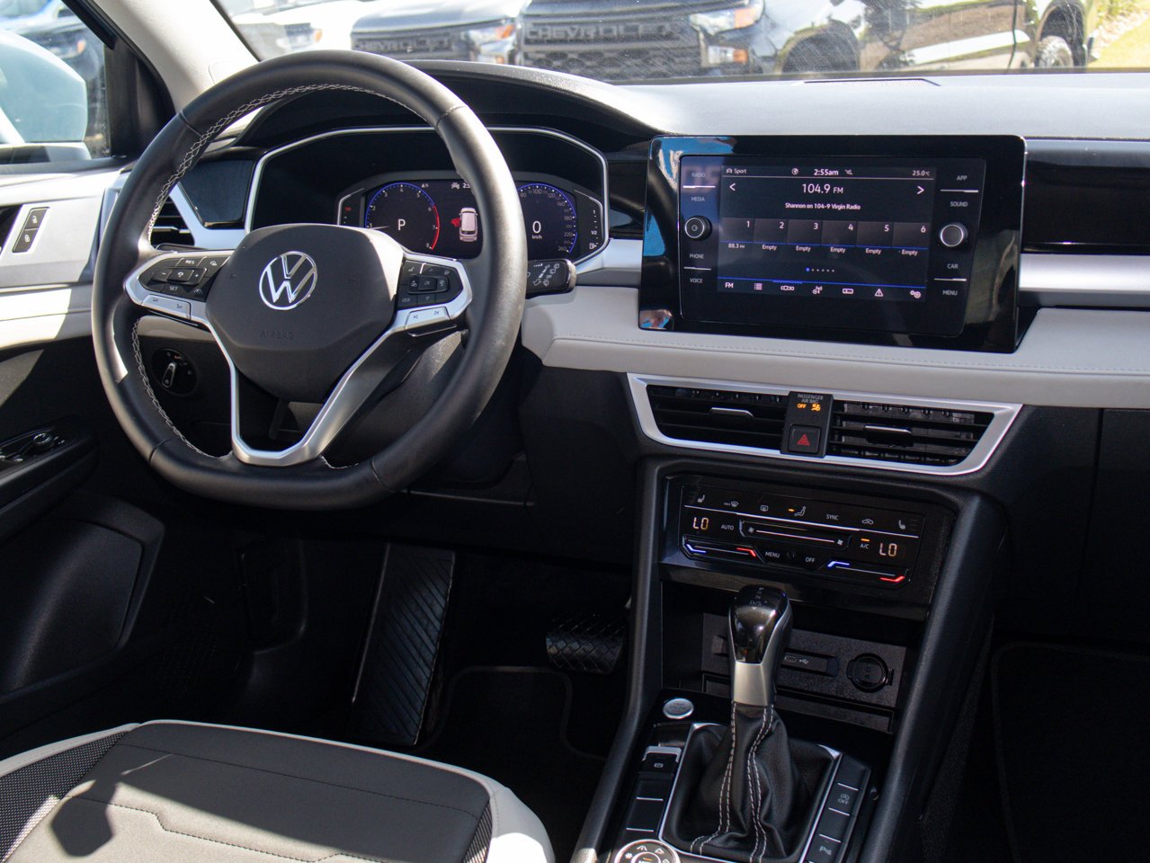 2026 Volkswagen Taos Comfortline 4MOTION Blue Sherwood Park - photo #28
