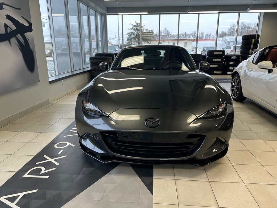 2022 Mazda MX-5 RF 2022 Grey