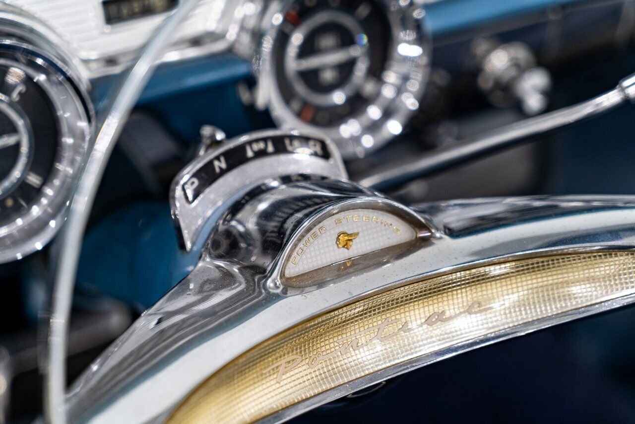 1957 Pontiac Bonneville *PRICE IN USD* Fuel injected 347/315HP 1 of 630 produced White Montreal - photo #74