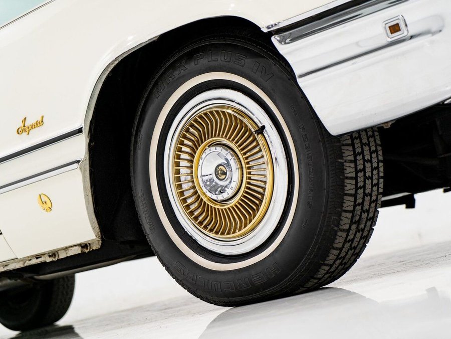 1968 Chrysler IMPERIAL 1968 White