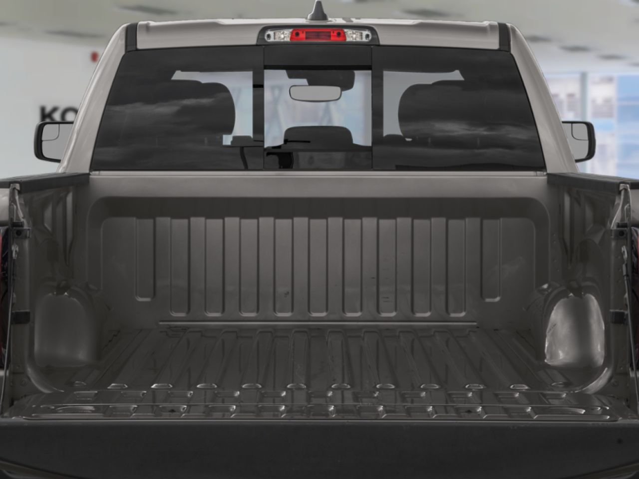 2026 RAM 1500 261550 | Express cabine d'équipe 4x4 caisse de 5 pi 7 po Black Gatineau - photo #8