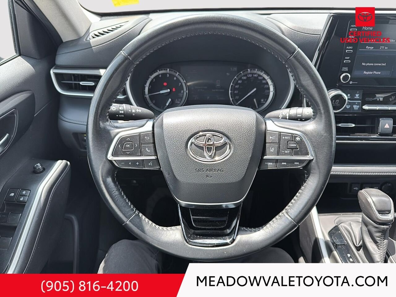 2020 Toyota Highlander New Tires, One Owner Black Mississauga - photo #12
