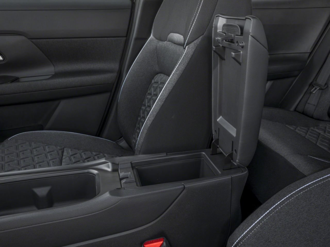 NISSAN Kicks 2026 Super noir Mont-Laurier - photo #10