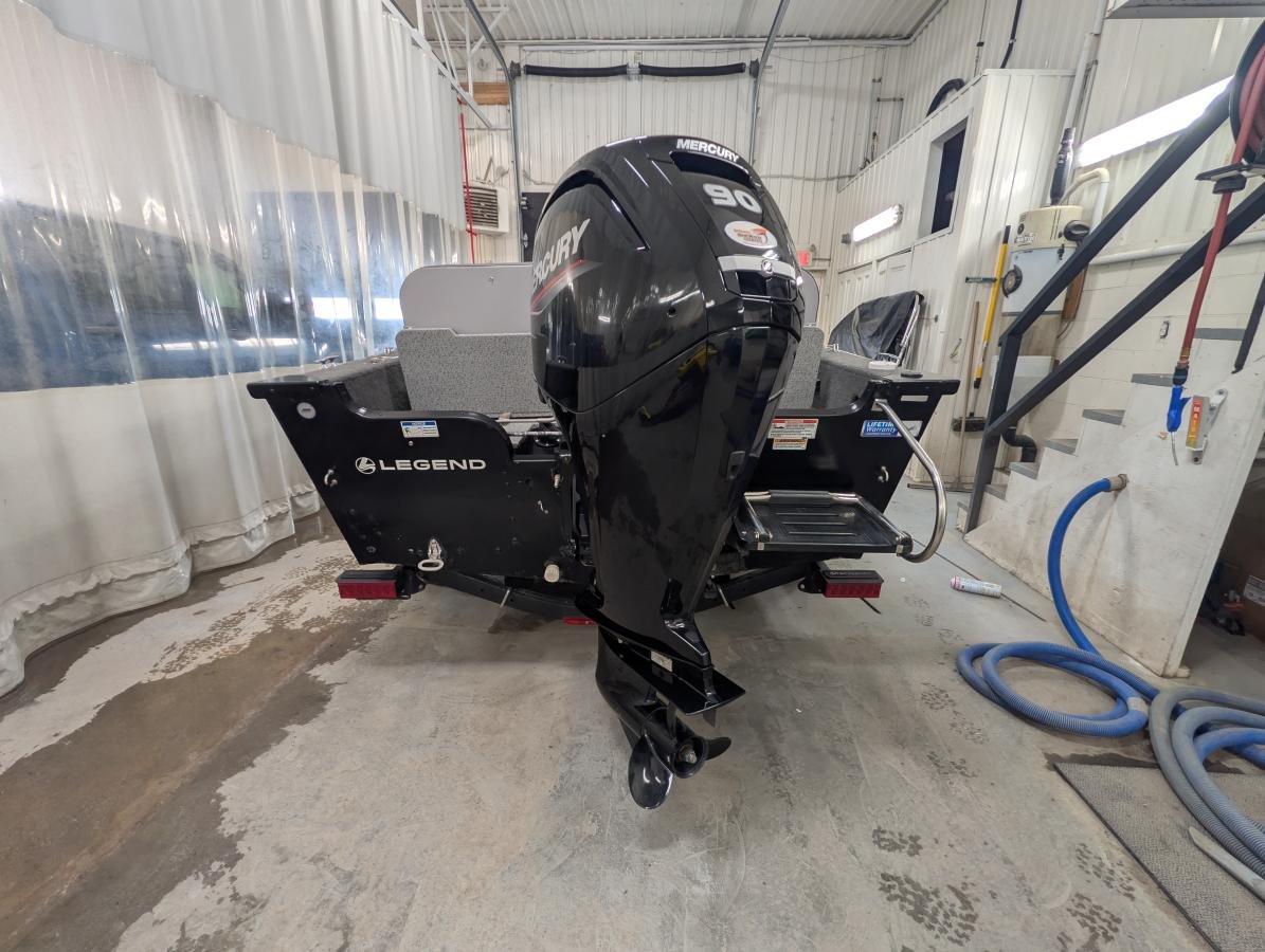 LEGEND 16 XTR SC SP 16 PIEDS 90HP 2022 Gris Saint-Hyacinthe - photo #14