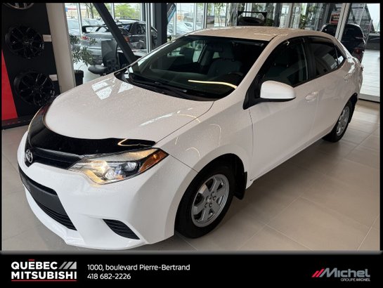 Toyota Corolla CE, Vitres électriques 2016 Blanc