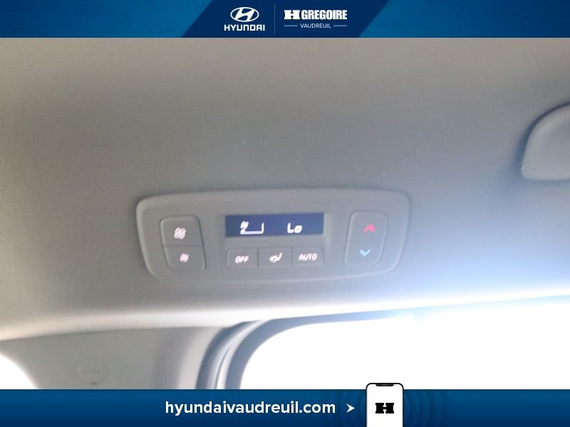 2022 Kia Carnival White Laval - photo #21