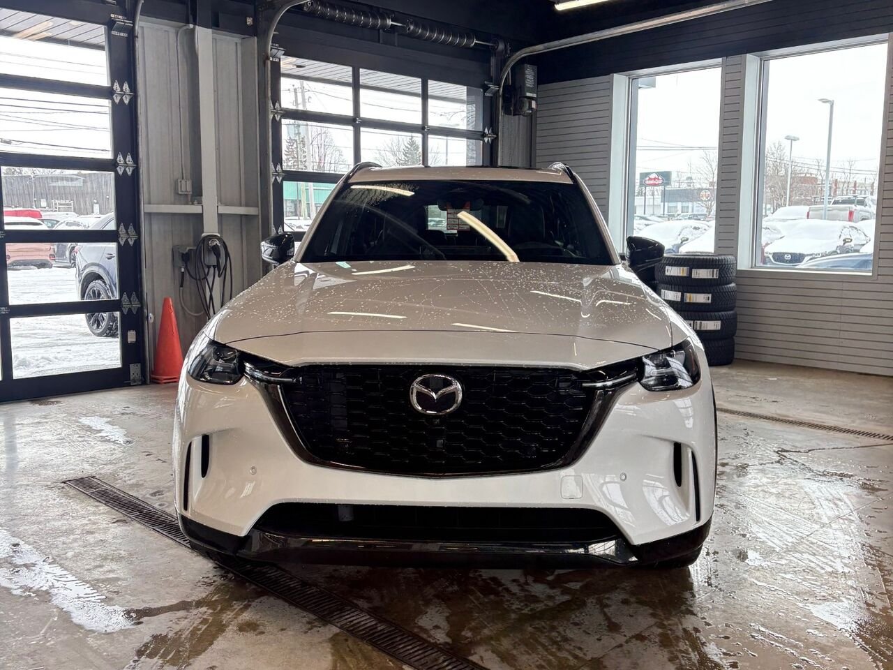 MAZDA CX-90 hybride léger GT-P TI 2026 Blanc rhodium métallisé Châteauguay - photo #3
