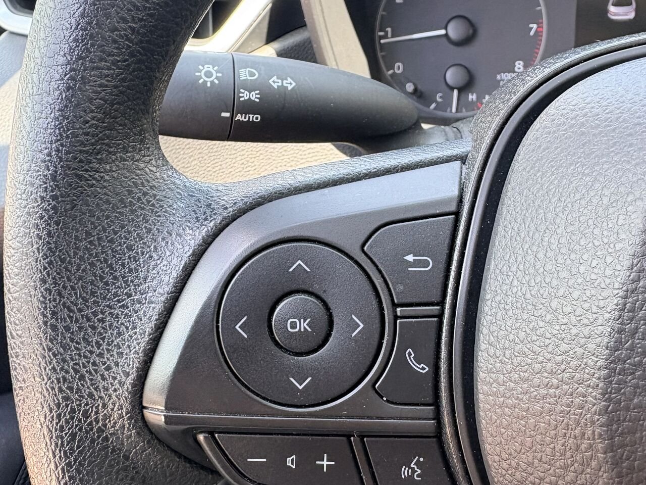 2024 Toyota COROLLA Blue Amos - photo #18