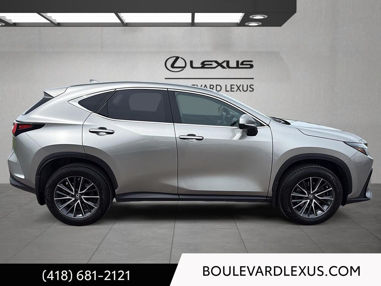 Lexus NX 19396A 2023 Argent Québec - photo #2