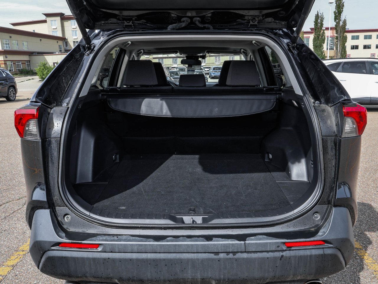 2024 Toyota RAV4 XLE AWD Black Sherwood Park - photo #8