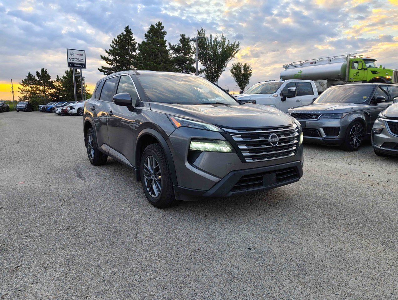 2024 Nissan Rogue AWD S Grey Sherwood Park - photo #2