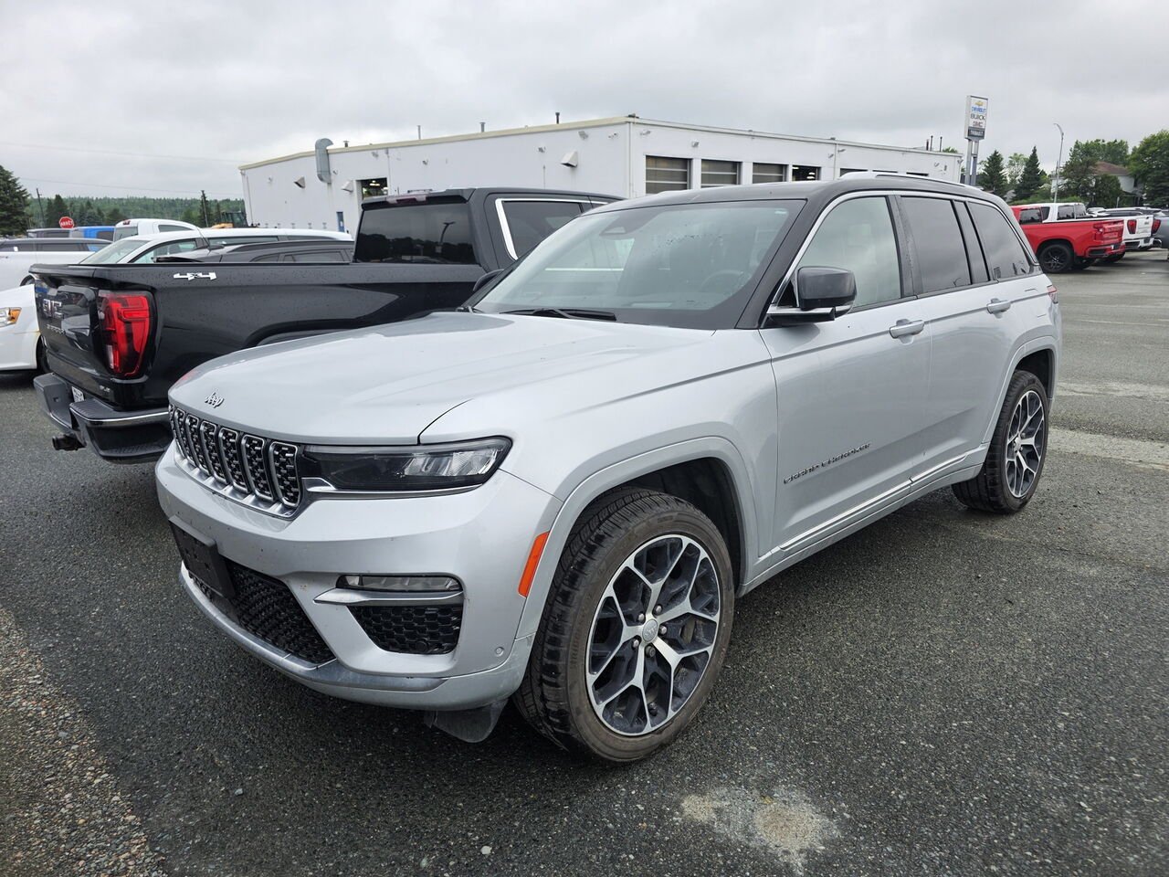 2024 Jeep Grand Cherokee Summit Reserve Grey Rouyn-Noranda - photo #1