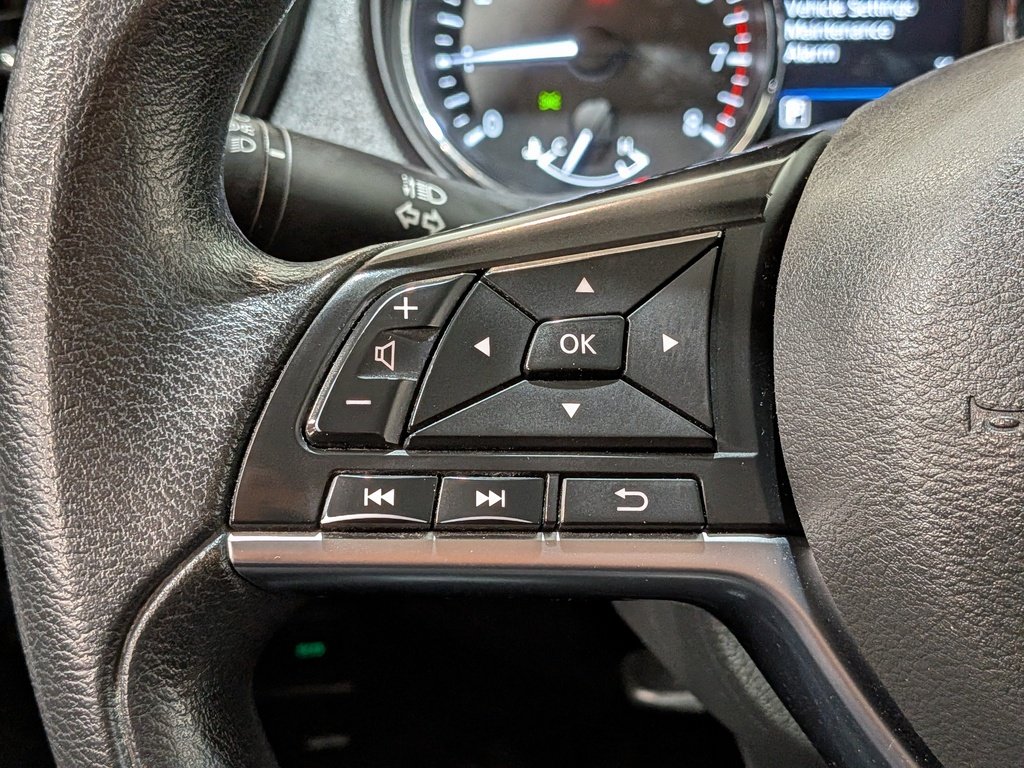 Nissan Qashqai FWD S Manual 2019 Blanc Val-David - photo #13
