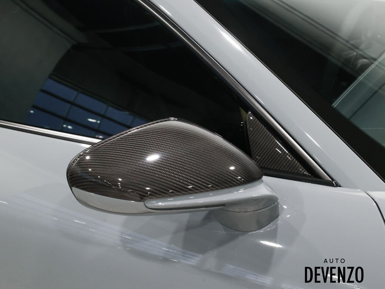 2024 Porsche 911 Grey Saint-Eustache - photo #5