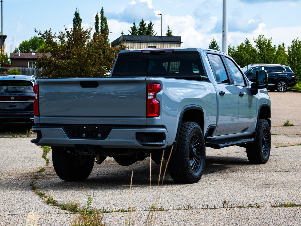 2024 Chevrolet Silverado 3500HD 4WD Crew Cab 159 LT Grey Sherwood Park - photo #12