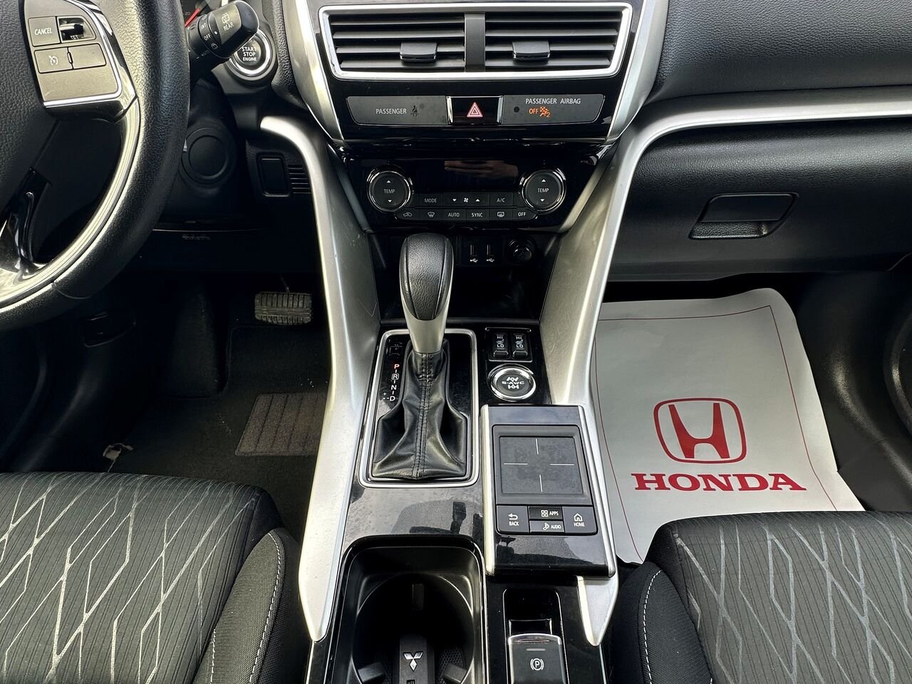 2018 Mitsubishi Eclipse Cross SE S-AWC gray Matane - photo #11