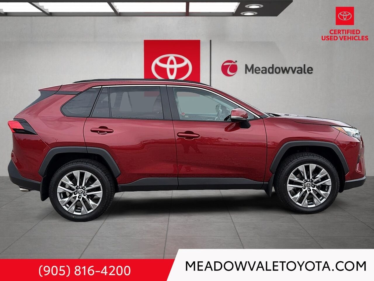 2023 Toyota RAV4 One Owner, Clean Car Fax, Power Sunroof, Power Trunk, Power Seat, Softex Leather Seating Red Mississauga - photo #2