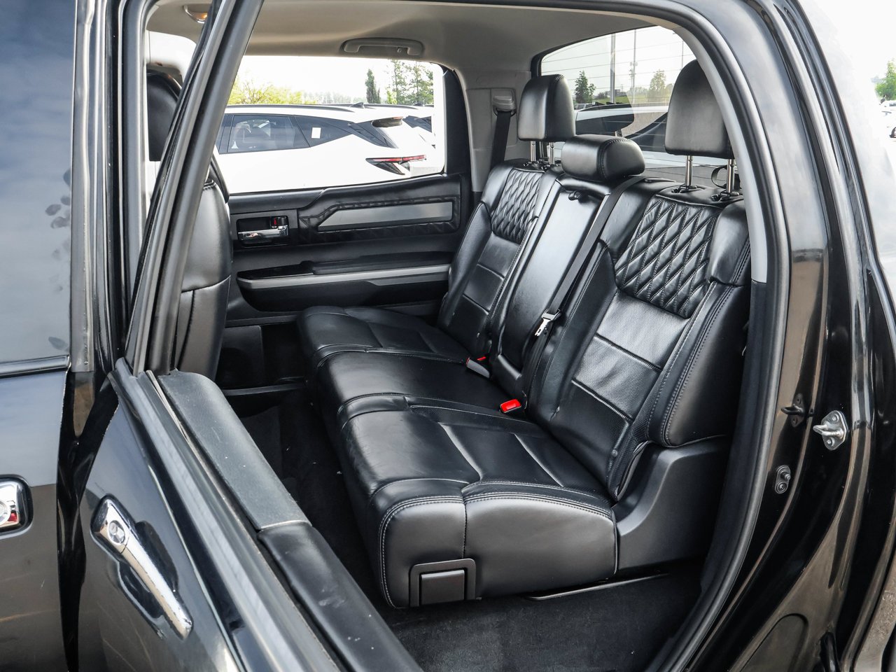 2015 Toyota Tundra 4WD Crewmax 146 5.7L Platinum Black Sherwood Park - photo #15