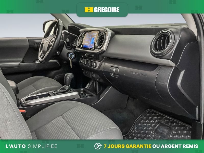 Toyota Tacoma 821853 | SR5 4x4 Double Cab Auto 2022 Noir Laval - photo #35