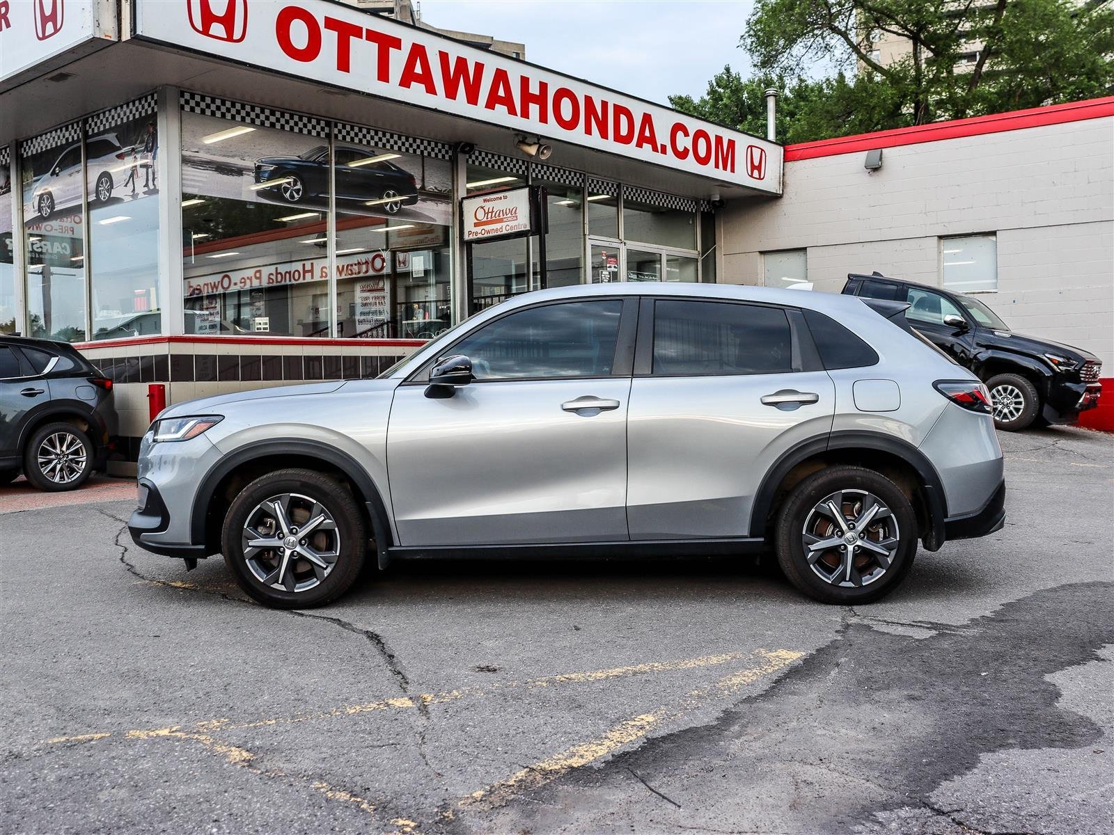 Honda HR-V Sport 2023 Silver Ottawa & Gatineau - photo #4