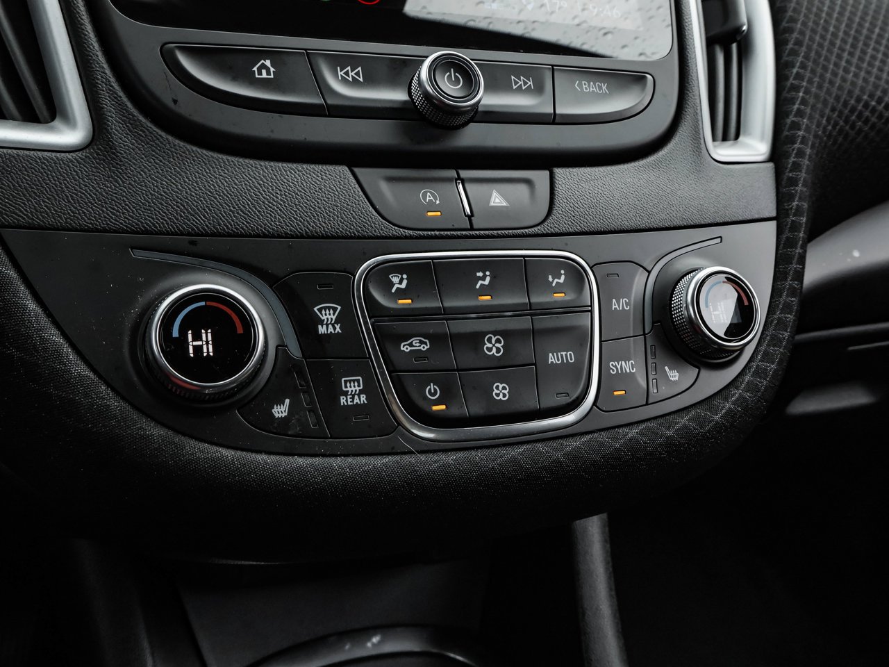 2024 Chevrolet Malibu 4dr Sdn 1LT Black Sherwood Park - photo #28