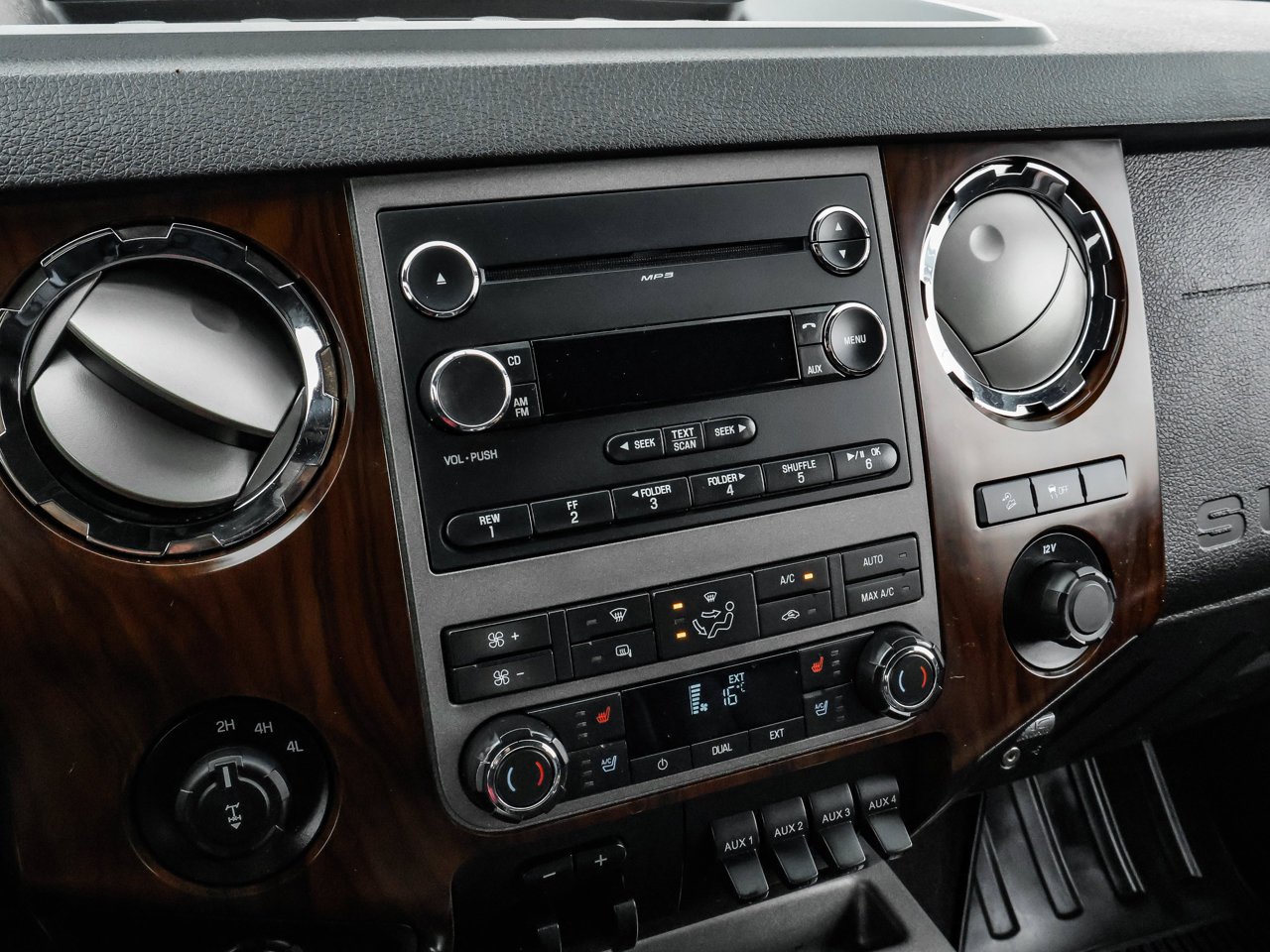 2011 Ford Super Duty F-350 4WD Crew Cab 156 Lariat Grey Sherwood Park - photo #24