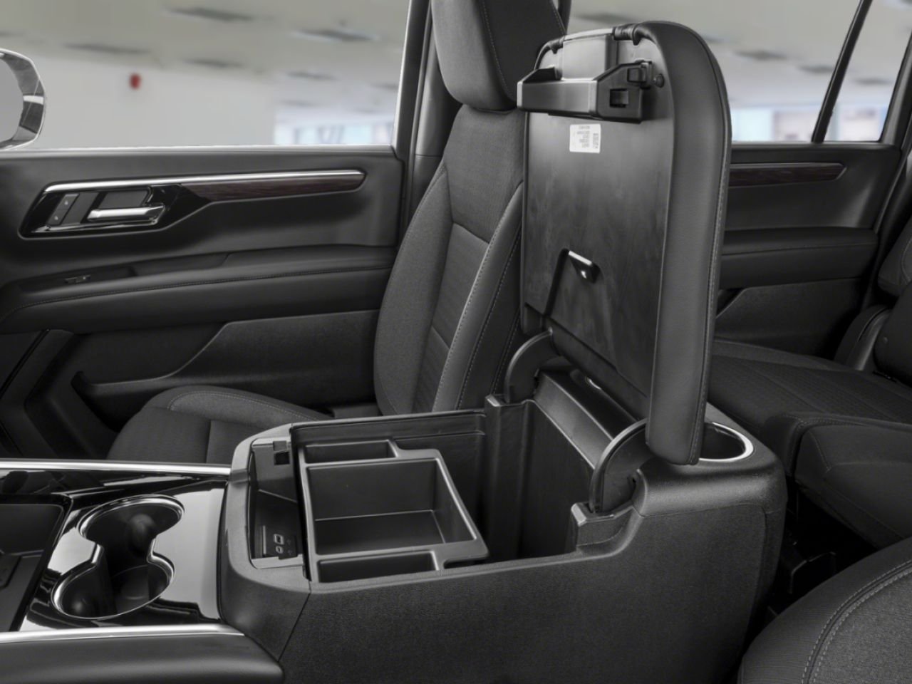 2026 CHEVROLET Suburban 4 RM 4 portes LS Black Amos - photo #5