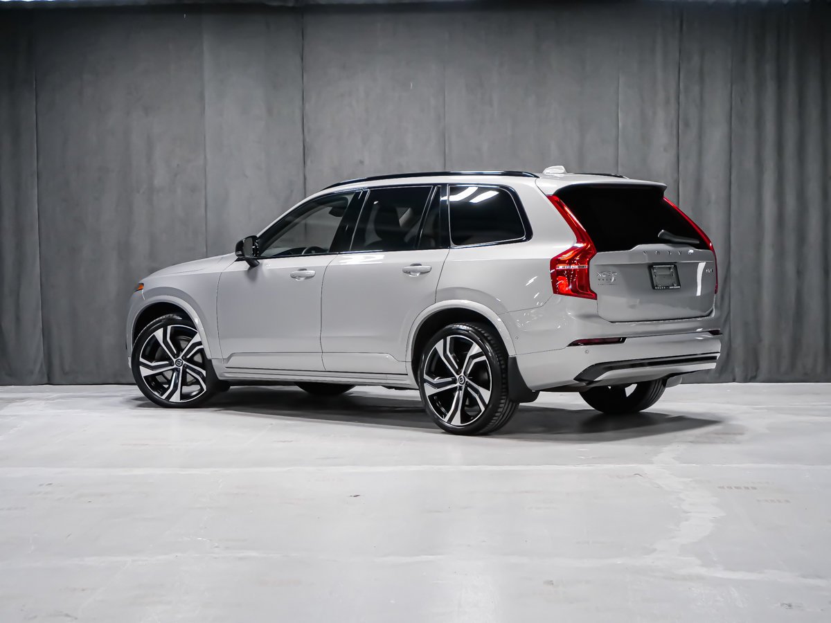 2023 Volvo XC90 B6 ULTIMATE DARK Grey Montreal - photo #3