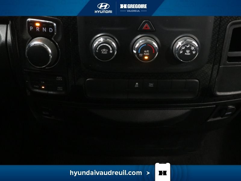 Dodge Ram YA857 | Express 4x4 Quad Cab 6'4" Box *Ltd Avail* 2018 Blanc Laval - photo #26