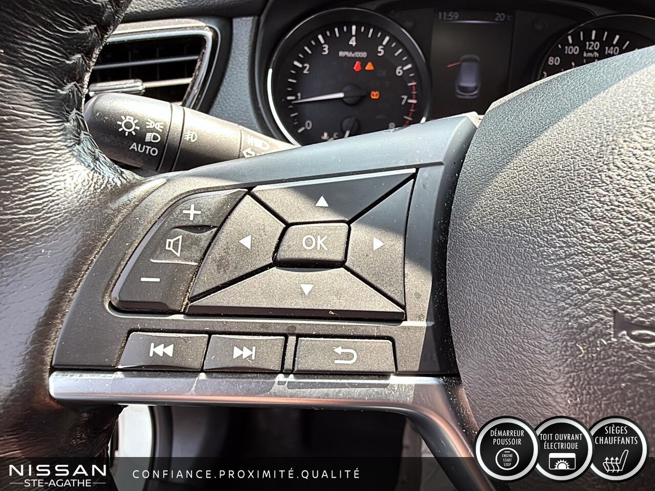 2017 Nissan Qashqai SL 4 portes CVT TI White Saint-Jérôme - photo #14