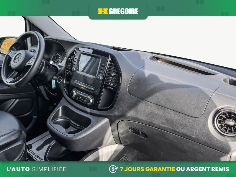 Mercedes Benz Metris 2022 Blanc Laval - photo #11