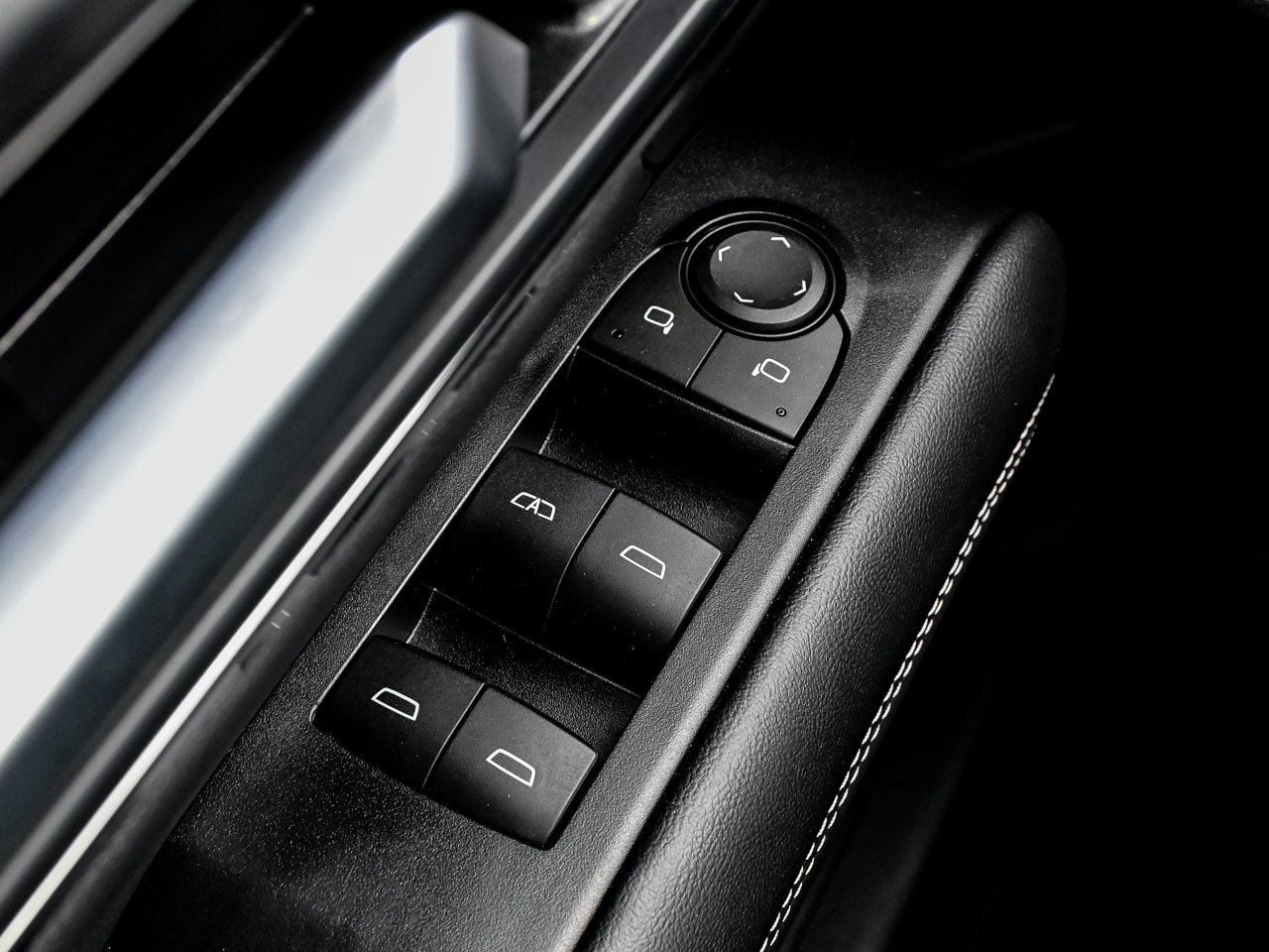2026 GMC Terrain AWD 4dr Elevation Black Sherwood Park - photo #17