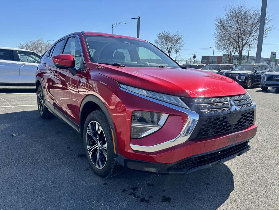 2022 Mitsubishi Eclipse Cross ES S-AWC, Sièges chauffants, Apple Carplay/Android Auto Red