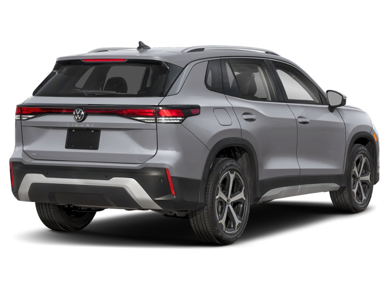 2026 Volkswagen Tiguan Pyrite Silver Metallic Rouyn-Noranda - photo #2