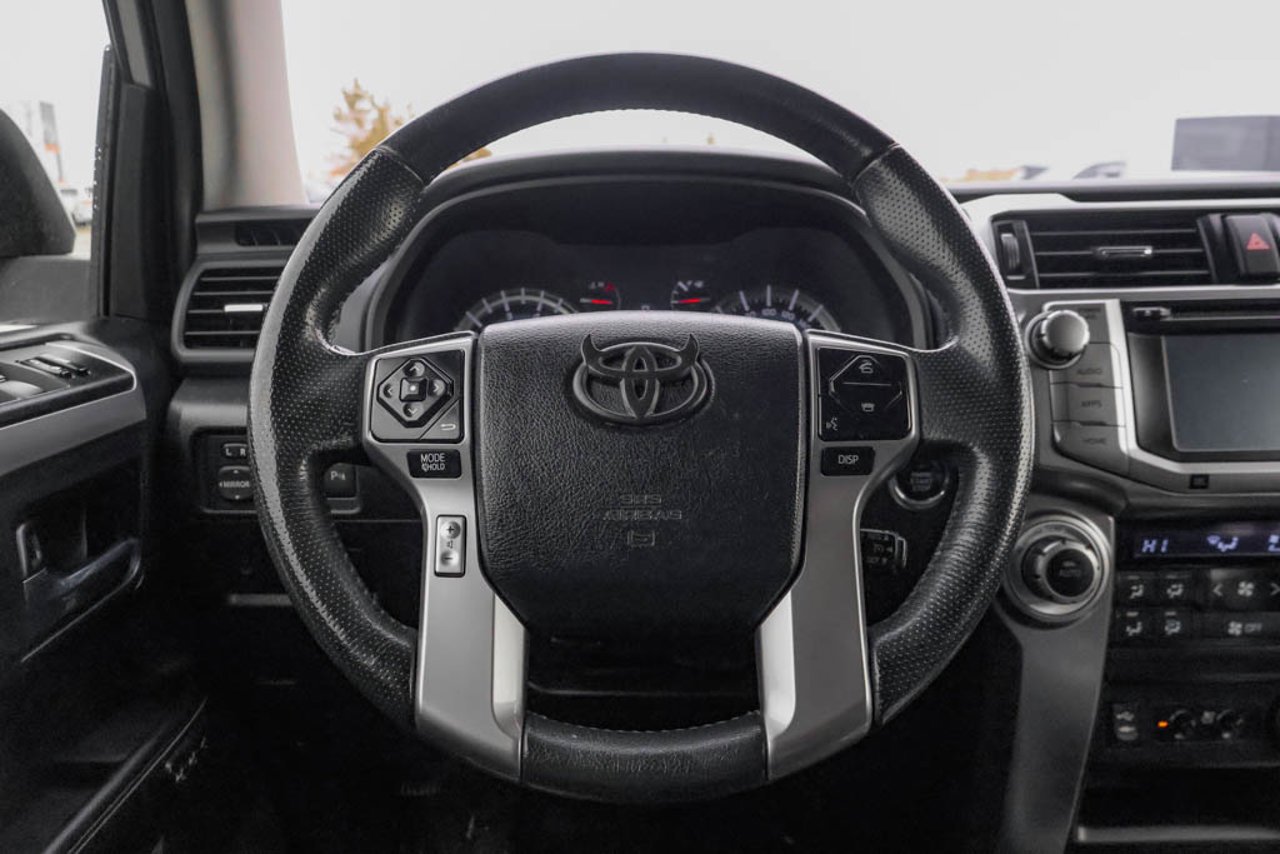 2014 Toyota 4Runner 4WD 4dr V6 SR5 Grey Sherwood Park - photo #18