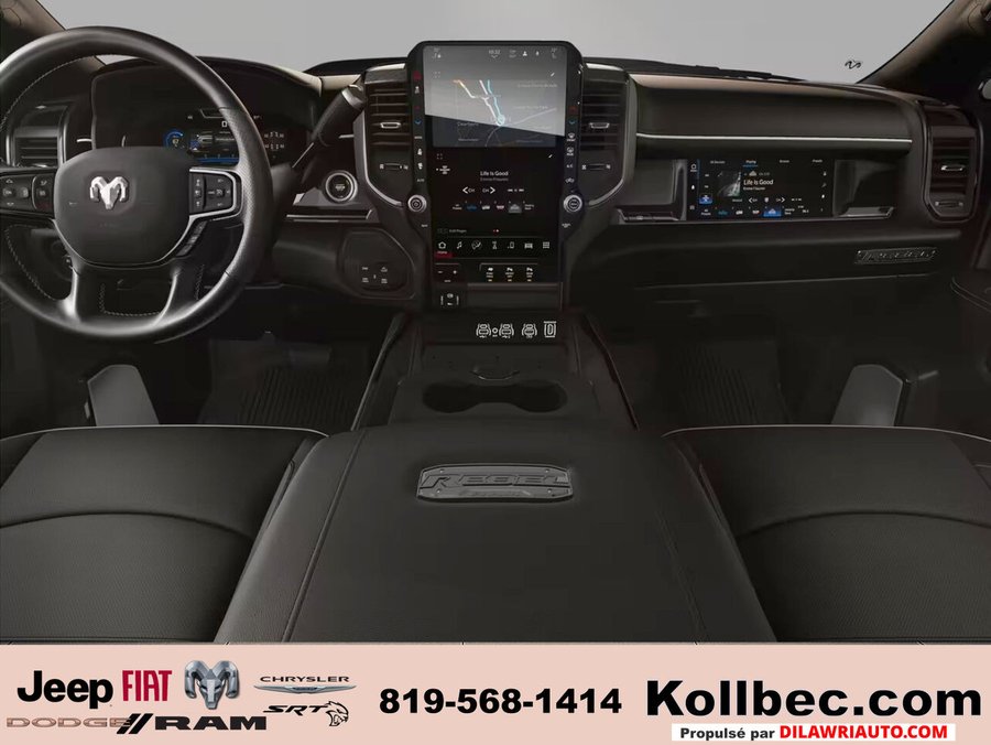 RAM 2500 2026 2026 Couche nacrée cristal noir étincelant