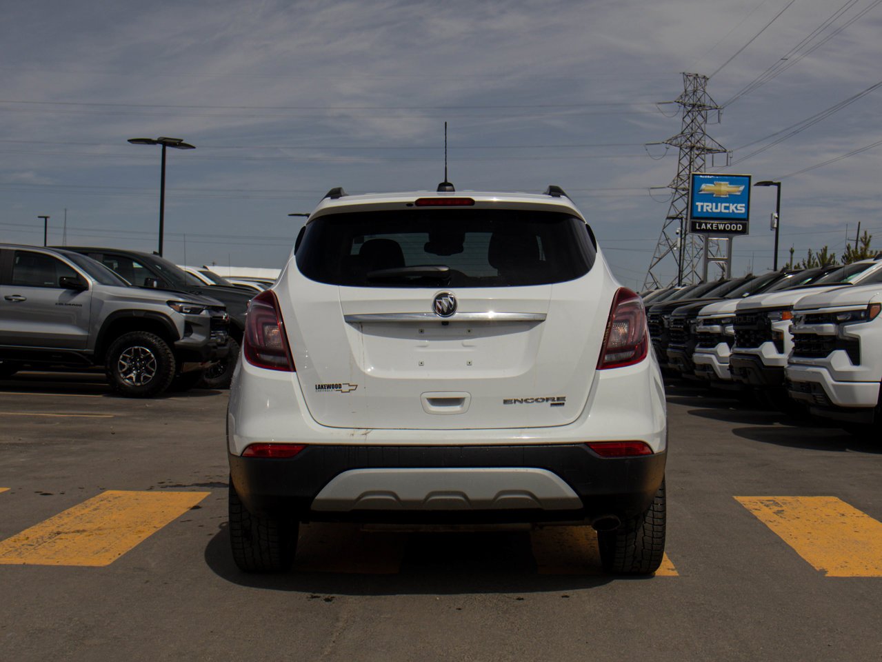 2020 Buick Encore AWD 4dr Preferred White Sherwood Park - photo #8