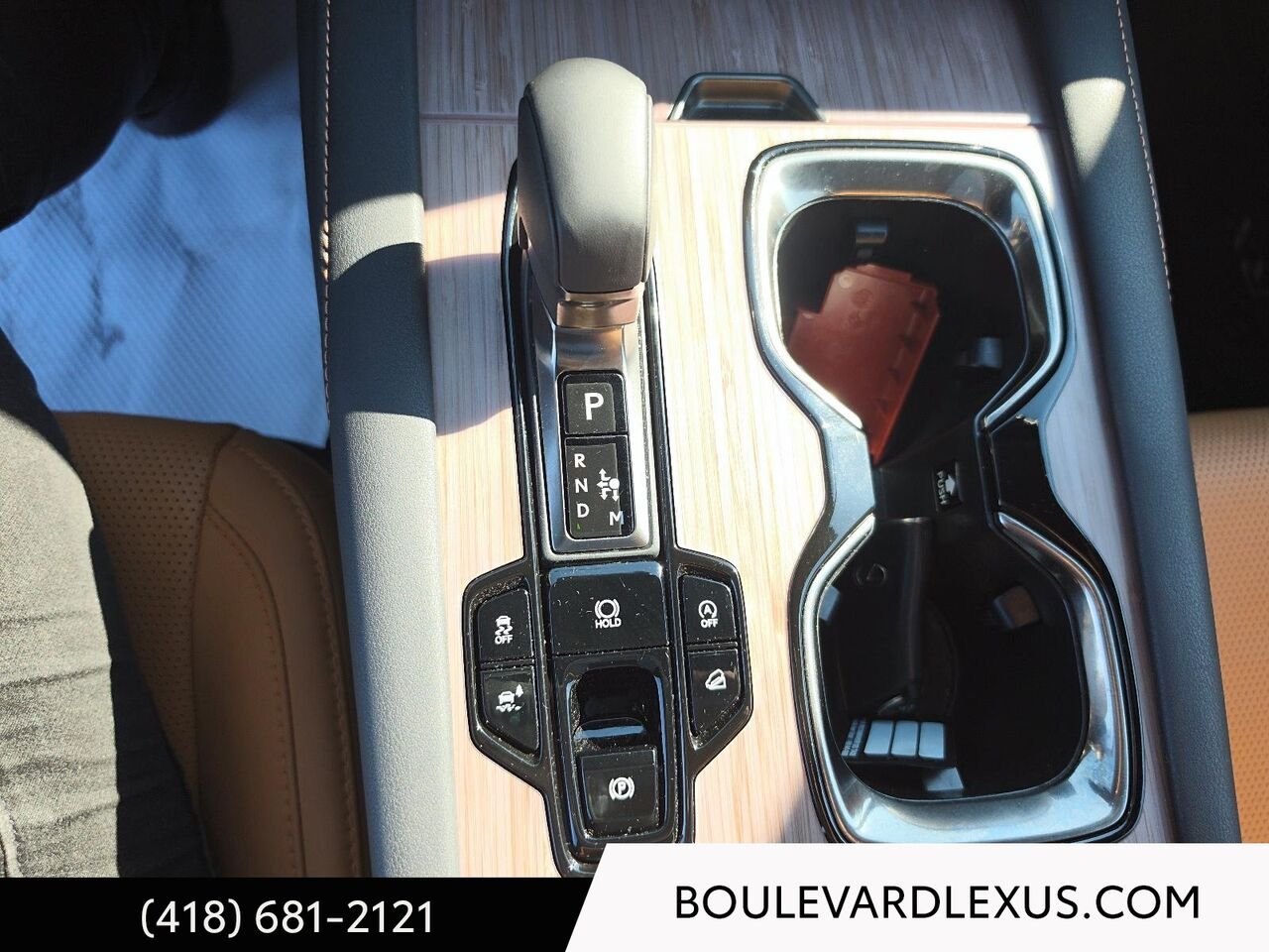 2024 Lexus RX White Quebec - photo #16