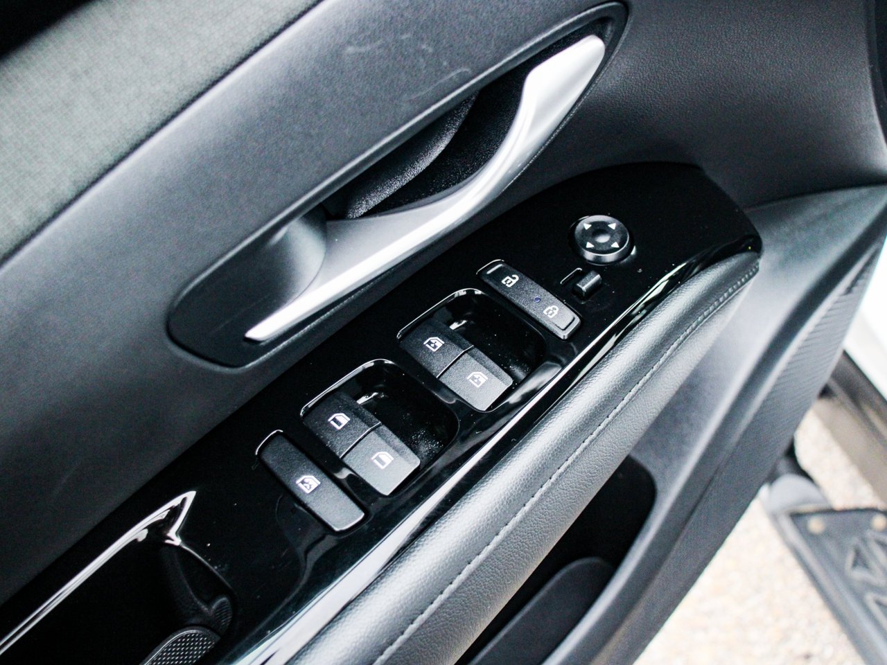 2024 Hyundai Santa Cruz Ultimate AWD White Sherwood Park - photo #15