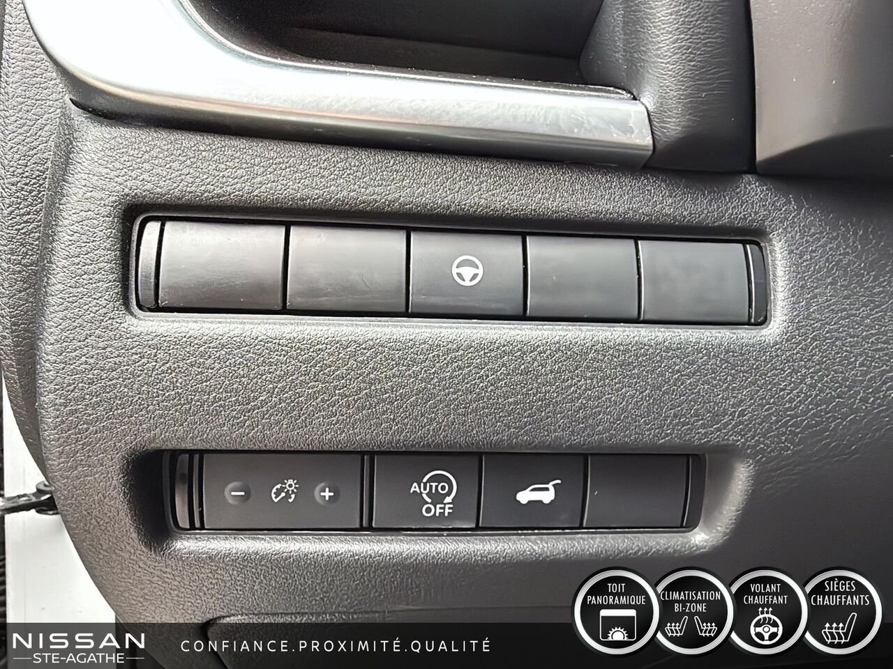 2025 Nissan Rogue SV TI avec ensemble toit ouvrant White Saint-Jérôme - photo #15