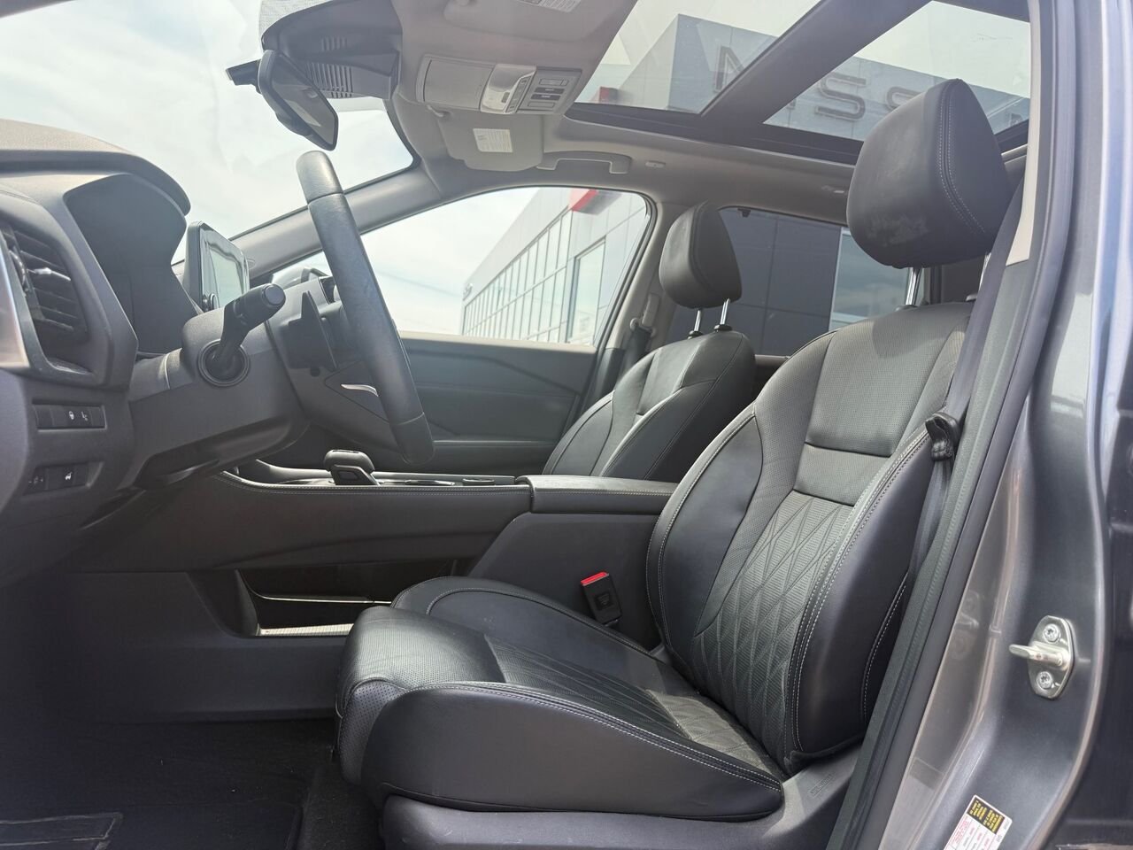 2022 Nissan Rogue Grey Châteauguay - photo #2