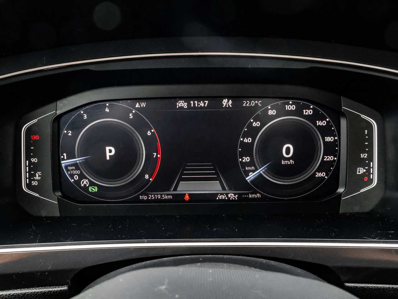 2024 Volkswagen Tiguan Comfortline R-Line Black Edition 4MOTION Red Sherwood Park - photo #22