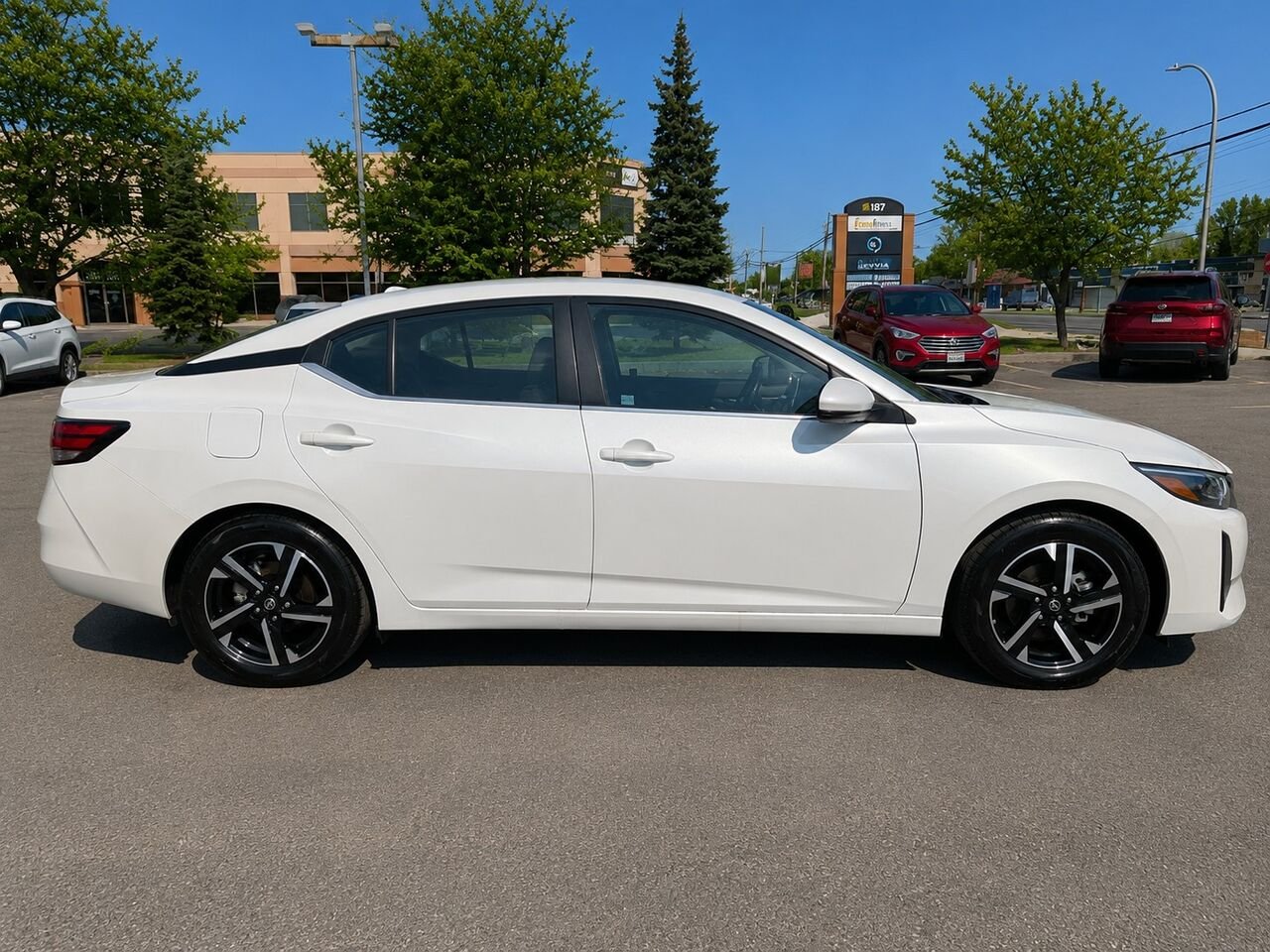 Nissan Sentra SENTRA SV 2025 Blanc d'Aspen triple couche Châteauguay - photo #3