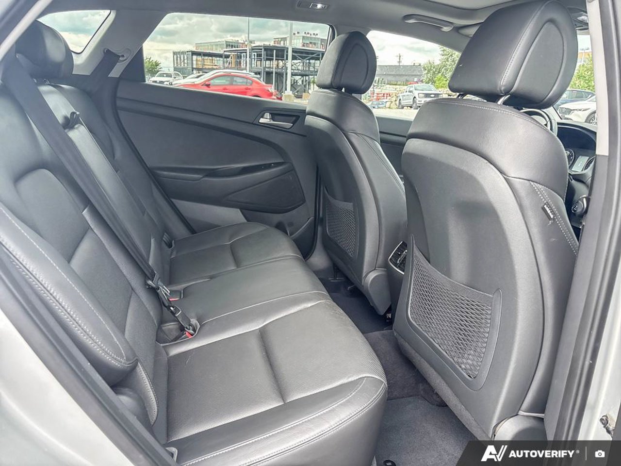 Hyundai Tucson KM8J3CA42JU790048 2018 Gris Mirabel - photo #26