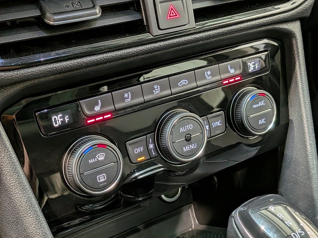 2022 Volkswagen Taos Highline 4MOTION White Val-David - photo #24