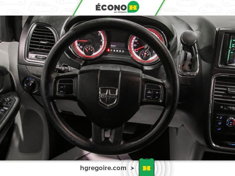 2017 Dodge GR Caravan White Laval - photo #13